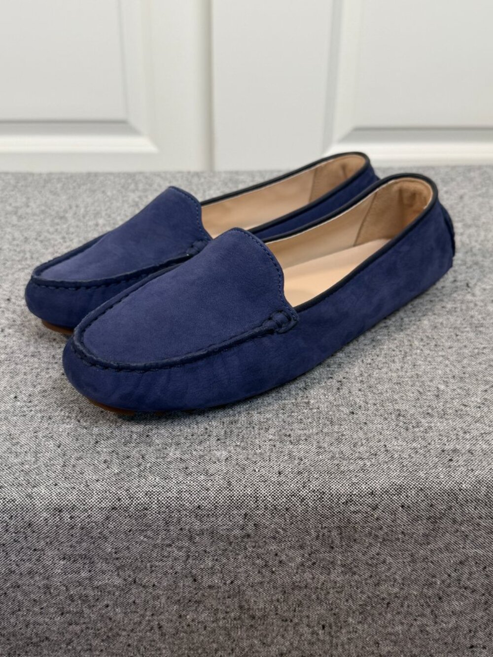 NWOB COLE HAAN Blue Suede Driving Loafers, Women's Size 7.5 - Picture 2 of 9